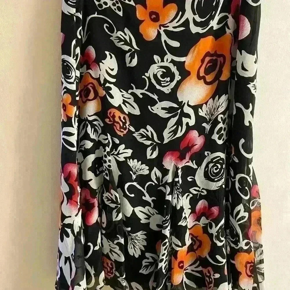 Chico’s skirt 100% silk floral midi length fully lined. Medium - Picture 7 of 7